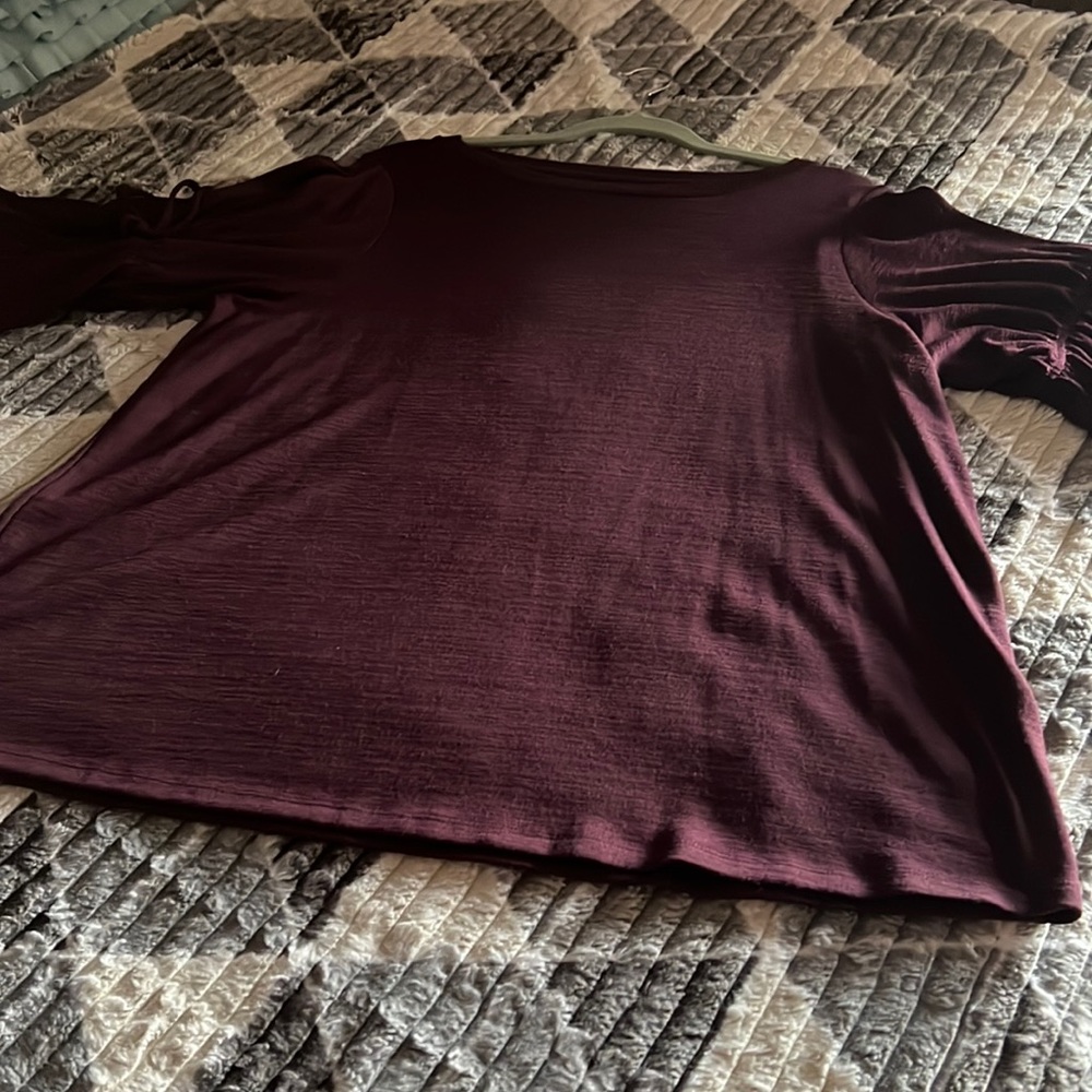 Burgundy Loft top with 3/4 split sleeves , gently pre owned size L
